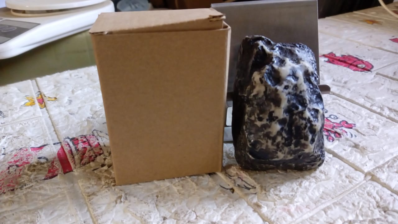 Realistic Fake Rock Key Hider – Weatherproof Outdoor Key Storage for Emergencies (1 Pc)